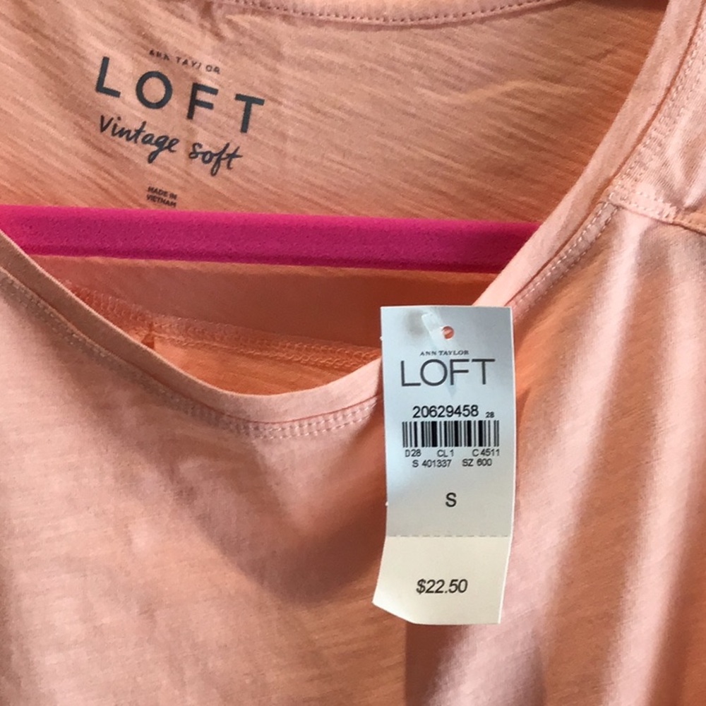 NWT Loft Tank Top Peach - Picture 3 of 4
